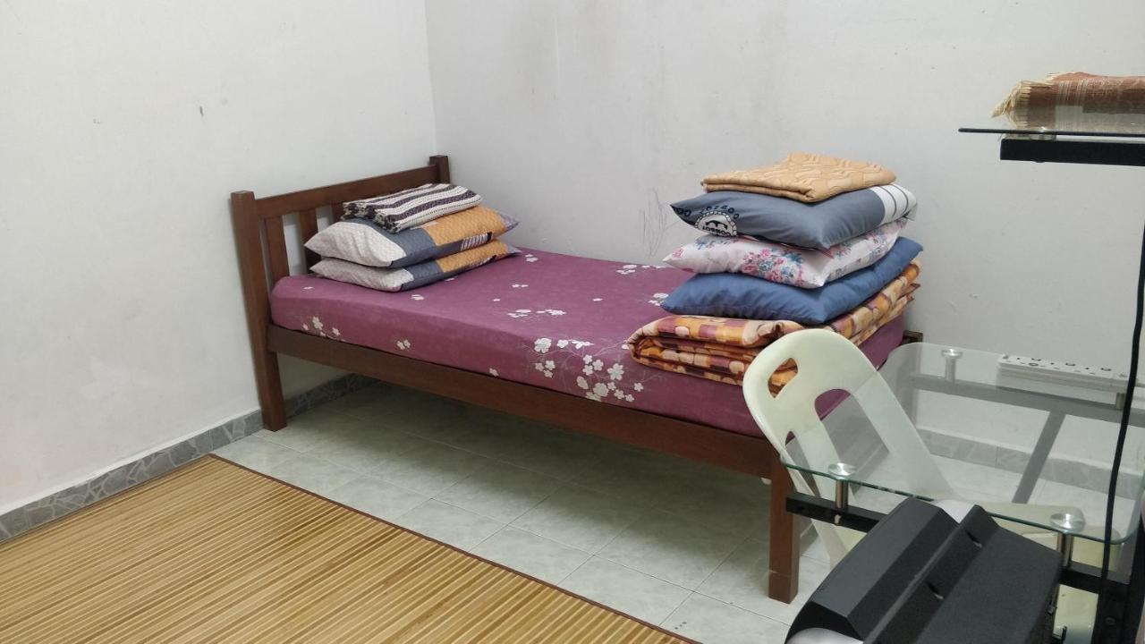 Homestay Budget Lenggong Kampong Ulu Jepai Kültér fotó